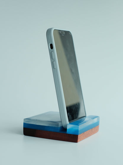 Waves | Phone Stand