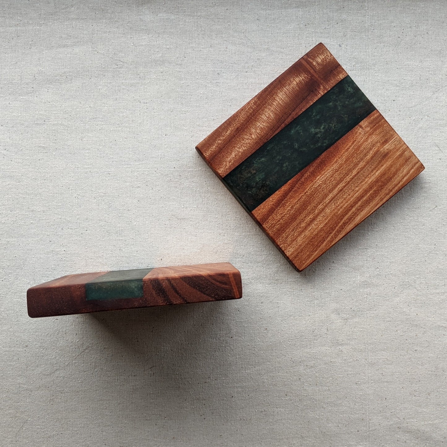 Aquila | Wood Coaster